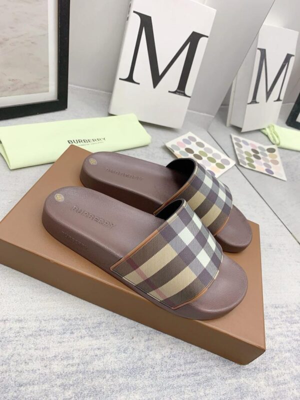 Slip Sandal Hightest